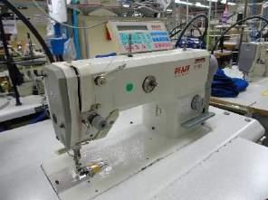 º 264-7645-Uma máquina de costura marca PFAFF, modelo