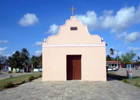 CAPELA DE SÃO JOÃO BATISTA (SÃO GONÇALO DO AMARANTE) Situada no povoado de Uruaçu, a 5km de São Gonçalo do Amarante, a capela é dedicada a São João