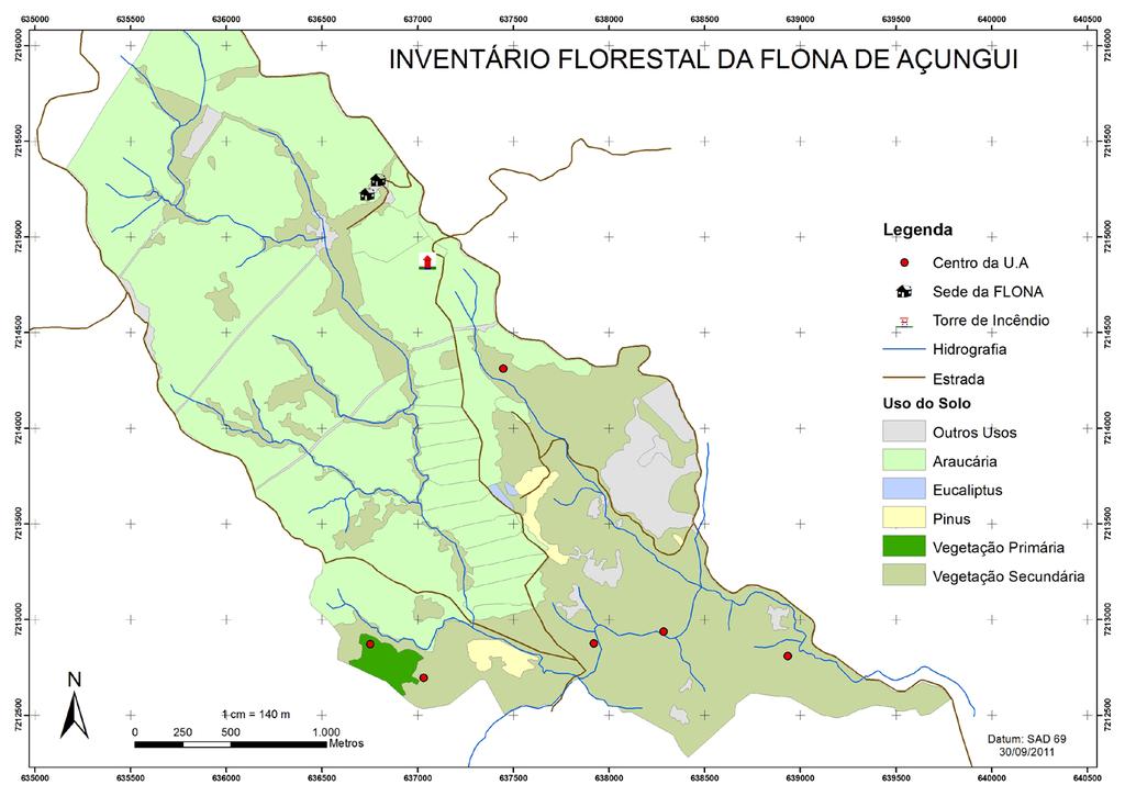 A vegetação original é, predominantemente, do ecossistema Floresta Ombrófila Mista, em zona de transição com a Floresta Ombrófila Densa, constituindo-se em importante corredor de fluxo gênico entre