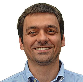Vinicius Gustavo Trombin, nascido em São José do Rio Preto (SP), é administrador de empresas formado pela Universidade Federal de Uberlândia em 2003, mestre em Administração (Proposição de um método
