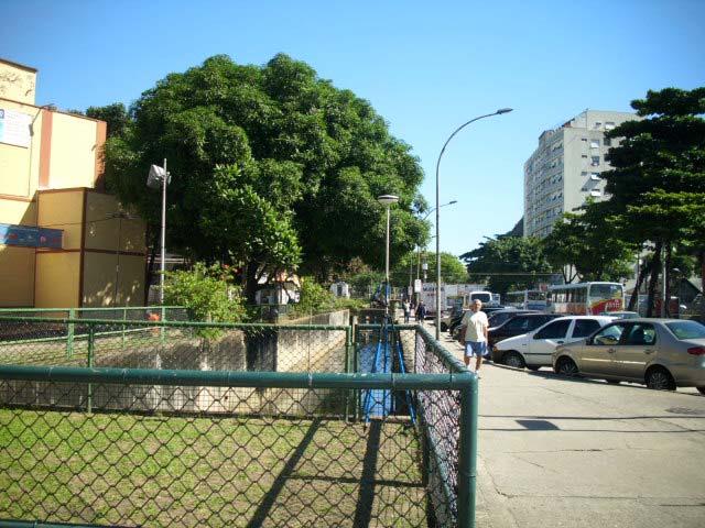 a Rua Pererira Barreto.
