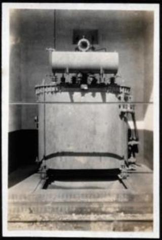 A potência de transformação 3,3/10 kv, foi reforçada com um transformador GANZ de 3400 kva encomendado em Junho de 1923, mas que sucessivas avarias impediram que
