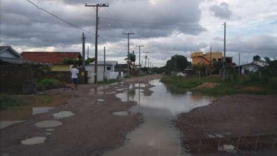 Figura 110: Rua alagada, Bairro Pontal