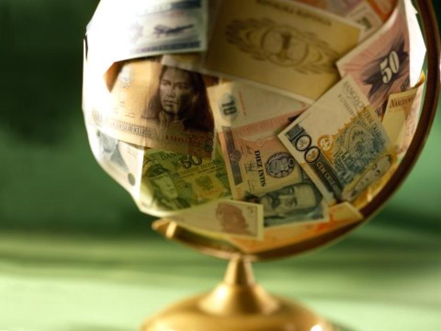 9 Mercado de divisas O que são divisas? Moeda estrangeira Quem participa?