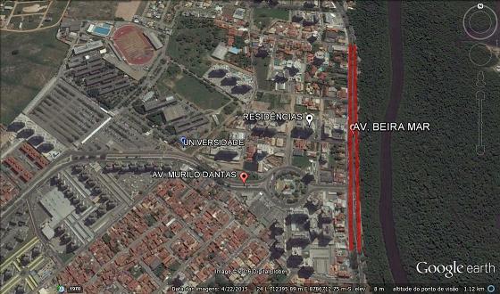 Figura 1: Avenida Beira Mar, trecho do cruzamento com a Avenida Murilo Dantas. Em destaque as duas vias analisadas. Fonte: Google Earth, 2016.