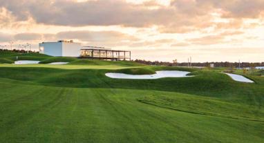 O Campo de Golfe O campo de golfe do Royal Óbidos Spa & Golf Resort recebeu o seu próprio tratamento real da lenda mundial do golfe, Severiano Ballesteros.