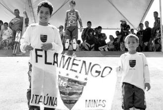 Itaúna, 04 de abril de 2014 4 Atletas itaunenses brilham na 2ª ACE e CDL Itaúna abrem Etapa do Campeonato Paulista de BMX Pedro Henrique e Lucas Felipe Evangelista No dia 30 de março na cidade de