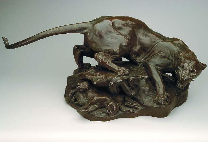 909 GEORGES GARDET - 1863-1939 "Drama no deserto - pantera e piton", escultura em bronze, assinada, sem base Dim. - 30 cm 2.000-3.