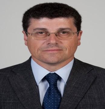 Carlos Ramos, licenciado em Engenharia Eletrotécnica, doutorado e agregado em Engenharia Eletrotécnica e Computadores pela Universidade do Porto.