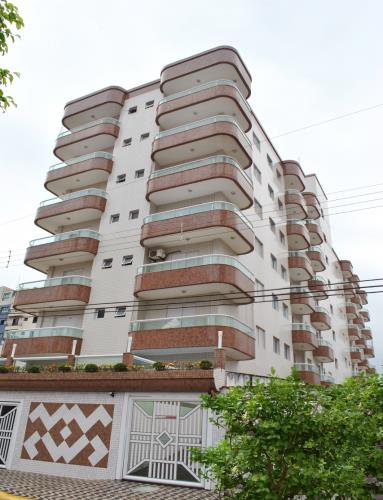 16 APARTAMENTO 1 DORMITÓRIO RES SOLAR DOS ANTURIOS AP. 304 R$ 185.000,00 (Entrada 85 mil + 70 x 1.428,57) Endereço: Rua Deputado Laércio Corte, n.