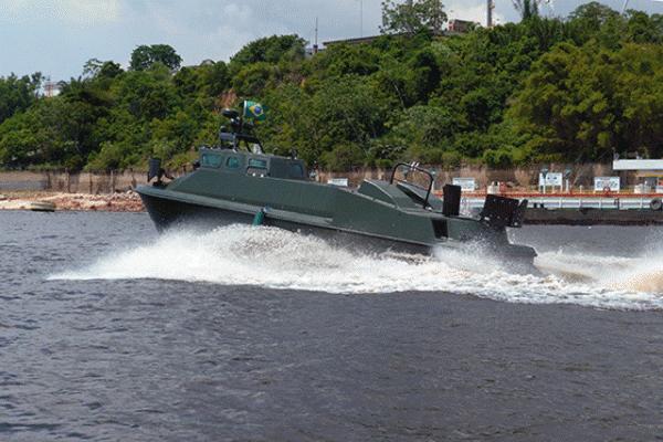 chamado de Buque Patrullero Amazônico (BPA). Para o trabalho de construção, os colombianos vão usar a experiência adquirida com o projeto da polivalente Patrullera de Apoyo Fluvial Pesada.