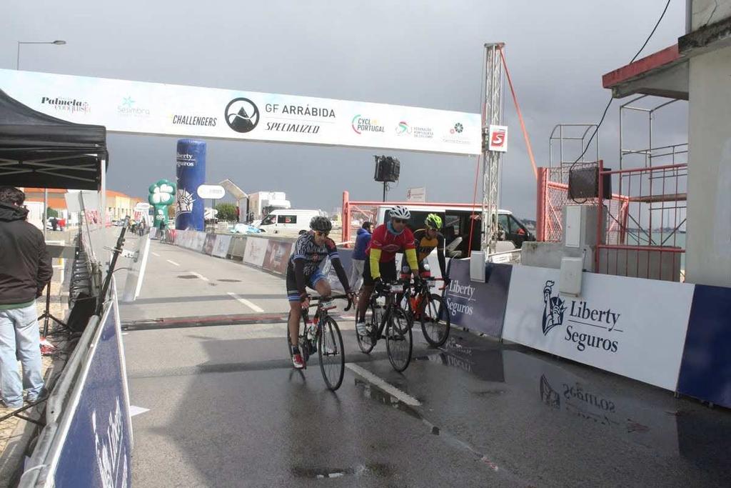 Granfondo da Arrábida 2018 José Farinha, Miguel Cruz, Paulo Fonseca e Pedro Raposo foram os nossos representantes em mais uma edição do Granfondo da Arrábida, onde este ano para além do relevo,