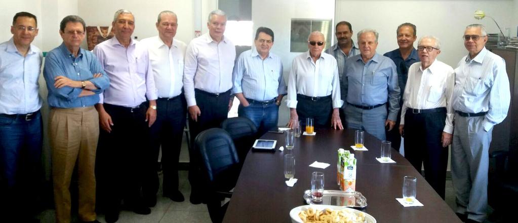 FIEG Visita ao líder classista Waldyr O Dwyer Às vésperas das comemorações natalinas de 2015, o presidente da Federação das Indústrias do Estado de Goiás, Pedro Alves, e o presidente da Fieg Regional