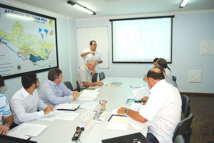 Reunião do Conselho Deliberativo foi realizada no Auditório do Museu da Água em Piracicaba REUNIÃO DE ESCLARECIMENTO REALIZADA EM EXTREMA CONTOU