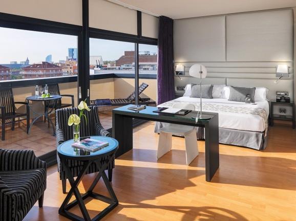 Junior Suites Privilege com terraço: dispõem das mesmas comodidades das outras Junior Suites Privilege, mais um amplo terraço