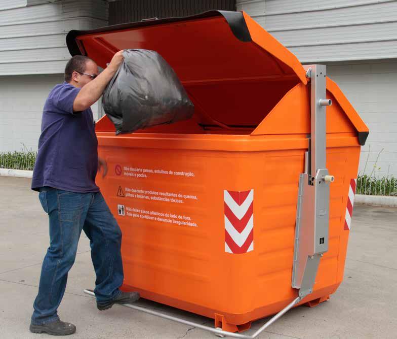 O Container de Resíduos Sólidos Urbano para basculamento lateral é fabricado em