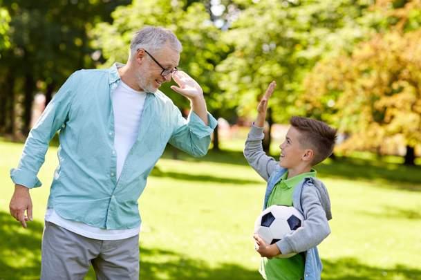 CONTEXTO A esperança média de vida aos 65 anos é de