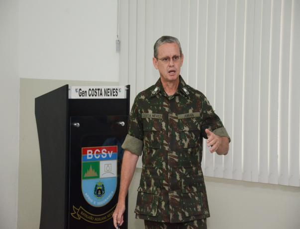 4 Cel Fuede Feres Junior refere a seu sub comandante Cel Romulo Cunha de Oliveira como o executivo de todas as transformações das instalações do Batalhão Agulhas Negras e o General Costa Neves