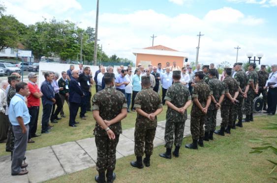 Visita da Reserva Ativa do modelar e muito equipado Posto de Saúde do Batalhão Agradeço ao Cel Oliveira sub comandante do Batalhão as