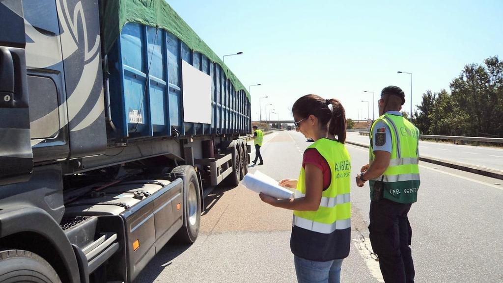 Movimento Transfronteiriço de Resíduos Relatório 2015 Maria João