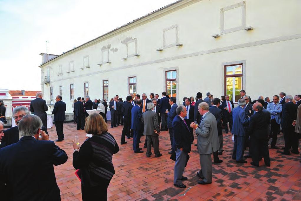 Após a cerimónia decorreu o convívio informal entre os Colegas, Oradores e Convidados.