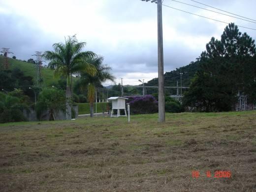 A CESP ofereceu a área da represa de Paraibuna, que tem uma estação com série histórica.