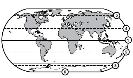 28 - Observe as projeções cartográficas a seguir: Elas correspondem, respectivamente, às projeções: a) A plana, B cilíndrica e C cônica. b) A plana, B cônica e C cilíndrica.