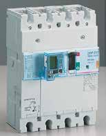 ligadores de parafuso para barras ou terminais (ligação a cabo com acessórios) Recebem os acessórios e auxiliares comuns DPX 3 (p. 38) De acordo com a norma IEC 60947-2 Emb. Ref.