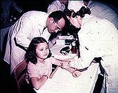 Jonas Salk e a vacina contra a poliomielite (1952) Em 1947 Jonas Salk foi nomeado chefe da pesquisa em vírus na University of Pittsburgh. Começou a trabalhar como vírus da polio.