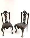 - 80 x 37 x 18 cm 878 :: Dez cadeiras estilo D. João V, nogueira entalhada, assentos em couro lavrado, portuguesas, séc.