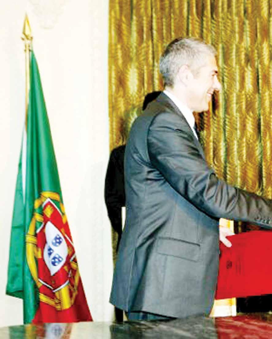 2 Quarta-feira 7 de Novembro de 2012 A história da O processo de reversão da Hidroeléctrica de Cahora Bassa foi antecedido de diversas etapas de negociações entre o governo moçambicano e português.
