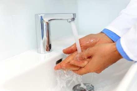 Gestão do recurso água em organizações de saúde Monitoramento setorizado e redução de consumo de água (Wilson Nery - Hospital Estadual Américo