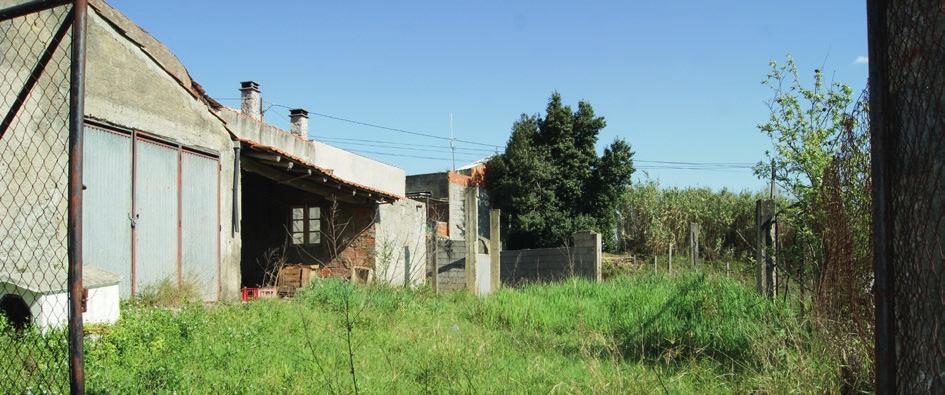 Condeixa-a-Velha e Condeixa-a-Nova Condeixa-a-Nova Norte José Maria Lamas Sul Regadia Nascente José Maria Lamas Poente Caminho Terra de cultura com oliveiras.