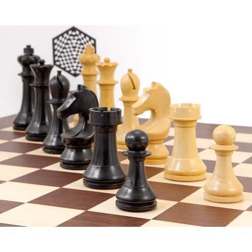 Conjunto aprovado para o Torneio de Candidatos 2013 ao Campeonato Mundial 2.4 Cores das peças As peças "negras" devem ser da cor marrom ou preta, ou de outros tons escuros dessas cores.