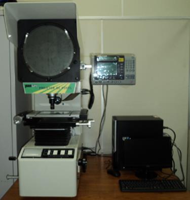 - Visto que o estado de tensão provocado por um entalhe pode ser biaxial ou triaxial, pode-se definir um fator combinado K