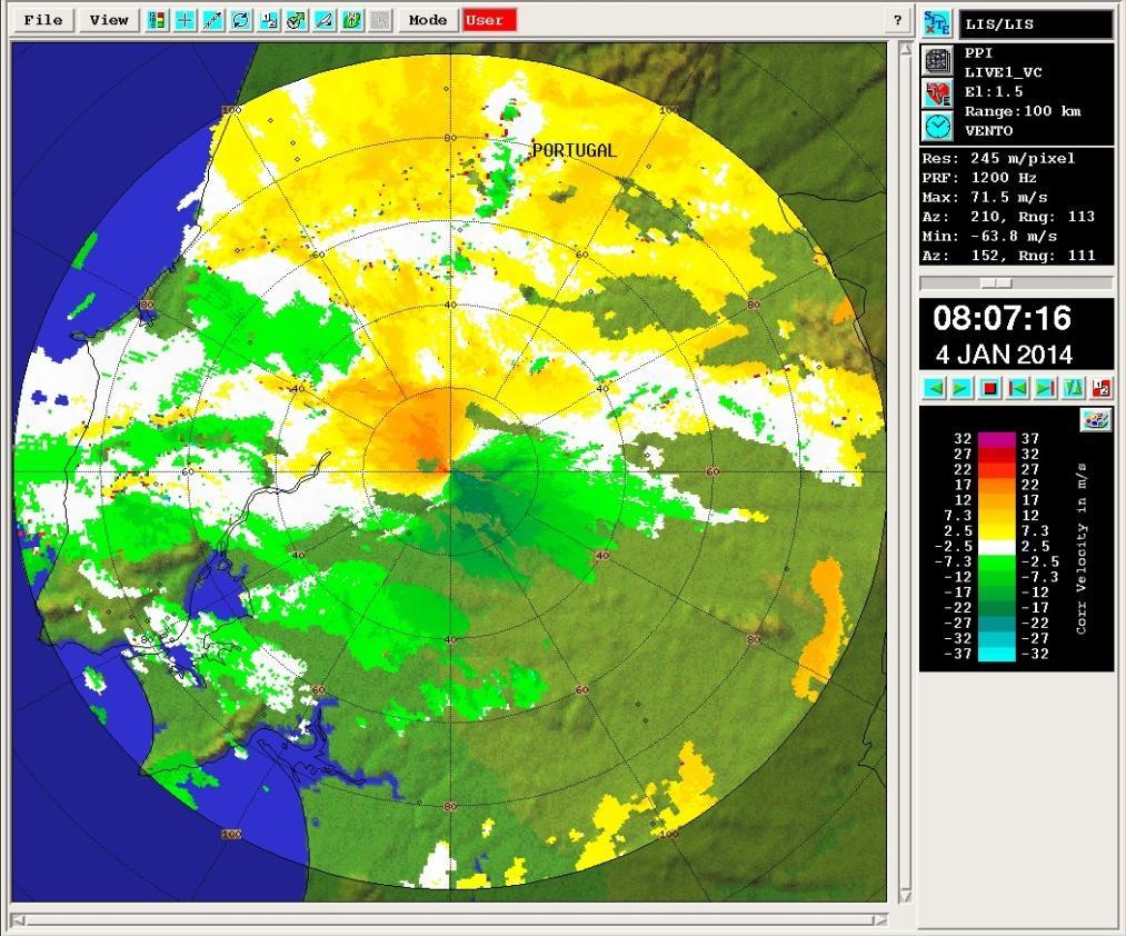 Casos avaliados no inverno de 2013/2014 3 Instabilidade no pós-frontal frio 4 de janeiro O escoamento evidenciava um ligeiro veering e a velocidade do vento à