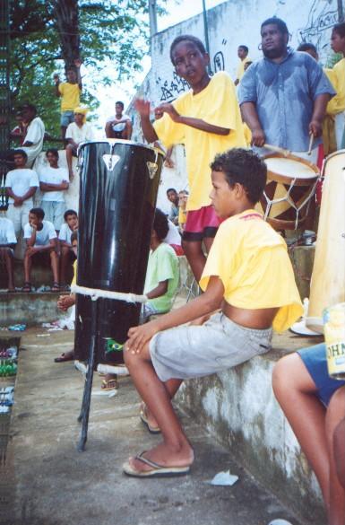 Lazer; Resgate da cultura lúdica local; Participação