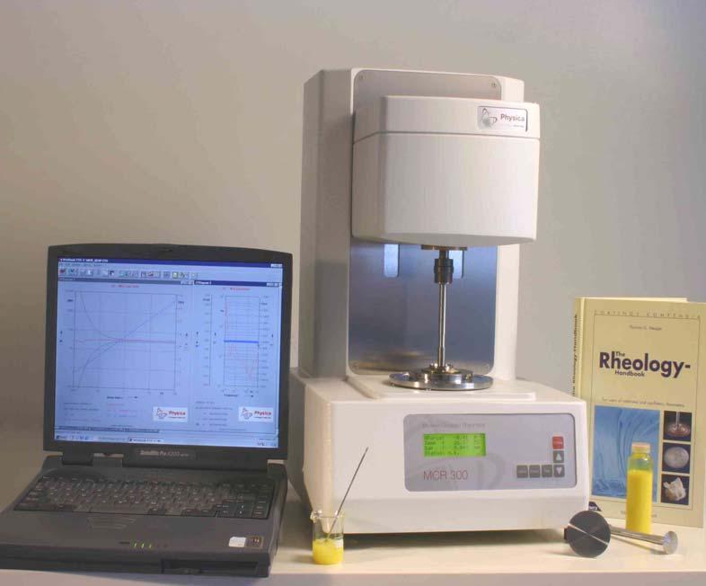 68 Na análise reológicas em regime oscilatório dos polímeros, LLDPE e das mistura de LLDPE com PTFE enxertado, utilizaram-se amostras que foram obtidas fundidas na prensagem no molde.