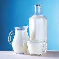 O alimento só deve ser retirado da dieta quando há alergia à proteína do leite de vaca.