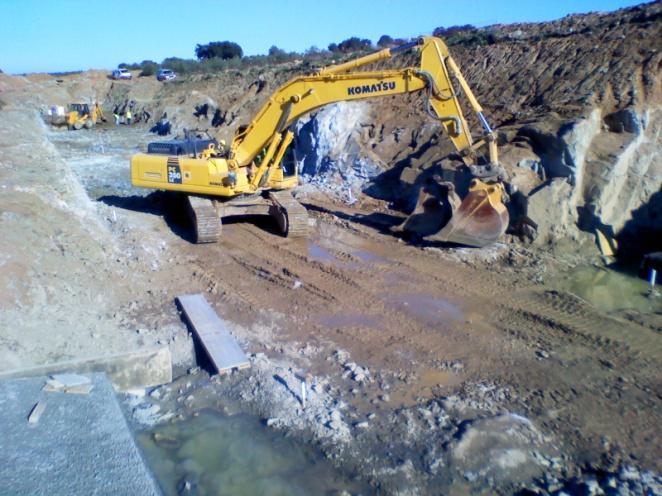 As suas infraestruturas principais são: Rede Primária Estação Elevatória de Pedrógão Caudal - 12,5 m 3 /s Altura Manométrica - 80,9 m Potência -12 Mw Conduta Elevatória 2,75 Km de