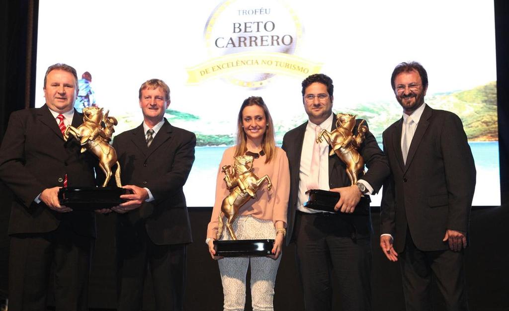 Troféu Beto Carrero de Excelência no Turismo Foto com os