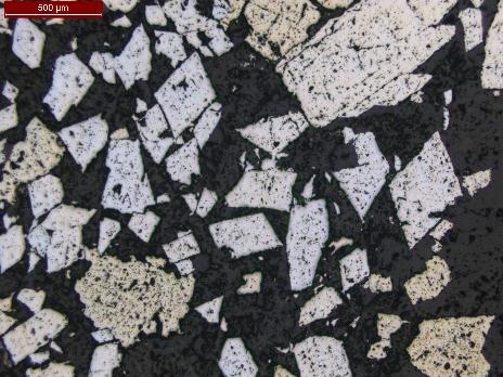 Fotomicrografia 2 Amostra LCPD011-4, 273,12 m Associação de cristais de pirita arsenical e