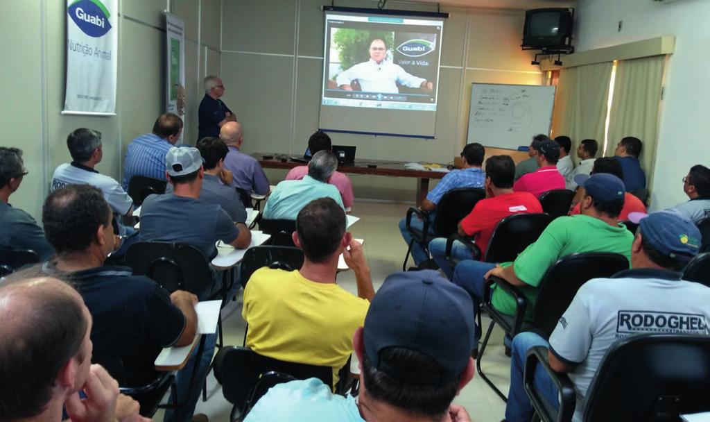 A primeira turma contou com a participação de 36 pessoas, que foram orientadas por Rubens Andrade, consultor de RH.