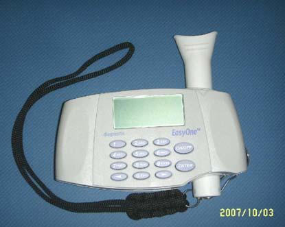 Figura 1 Espirômetro EasyOne TM Modelo 2001 (ndd Medizintechnik AG, Zurich, Switzerland).