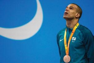 Canoísta Caio Ribeiro Foto de Cezar Loureiro/ MPIX / CPB Nadador André Brasil Foi com muito orgulho e alegria que acompanhamos a trajetória de vitórias de dois paratletas medalhistas, que são