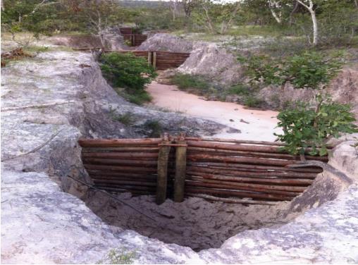 Teve como objetivo contribuir com a recuperação hidroambiental do rio