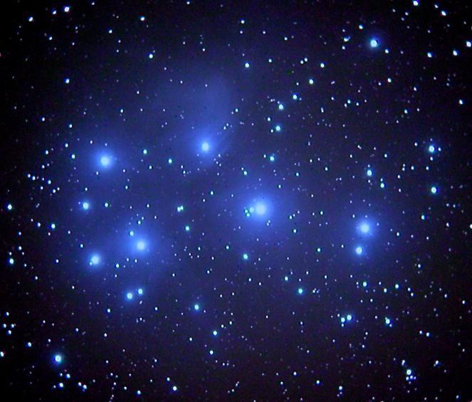 se tornam grupos de estrelas ou até aglomerados estelares,