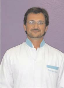 André Kalabaide Coordenador do curso de Prótese Doutor e Mestre em Prótese Dentária pela UNICAMP Especialista em Prótese dentária pela ABO-PR Professor da disciplina de prótese fixa,