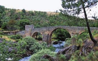 7 Património Construído 39 Ponte de Sequeiros A) Pontes romanas Aldeia da Ponte Datando originalmente da época romana, poderá ter sido objecto de reconstrução na Idade Média.