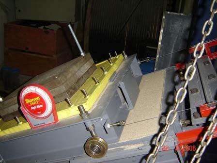 No caso dos ensaios de rampa é necessário instalar o medidor de ângulo de base magnética
